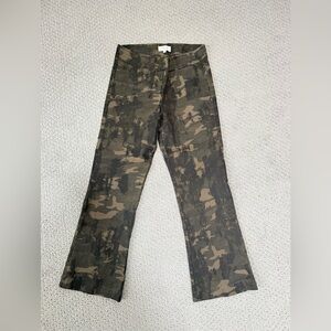 Avenue Montaigne Women’s Camouflage Flare Jeans